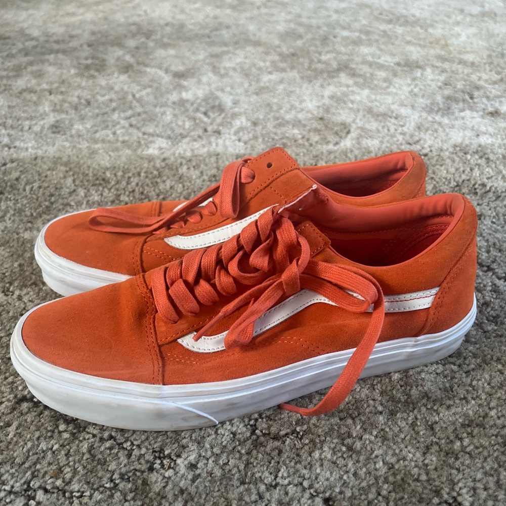 VANS OLD SKOOL (Soft Suede) Koi/ True White